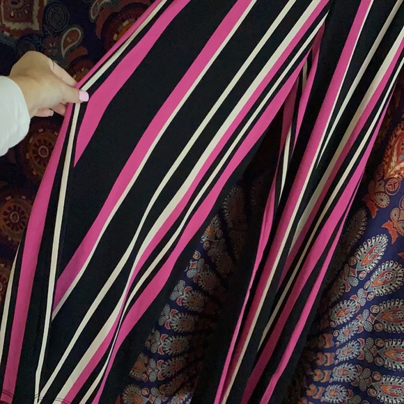 Flowy Pants - Picture 2 of 3